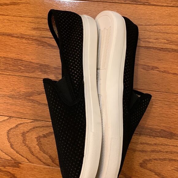 ANNA Size 10 black slip on loafer/sneaker NEW in box - Picture 2 of 8